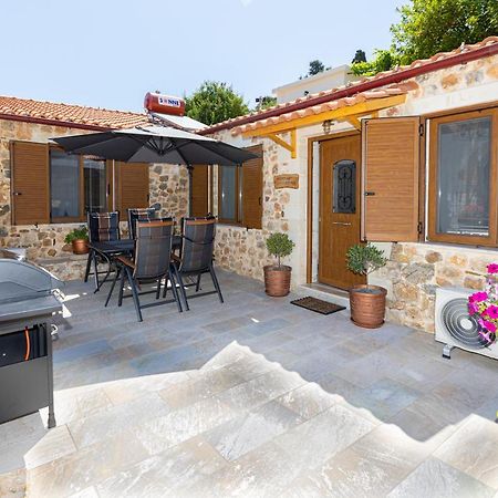 Wood And Stone Apartment Tsikalaria  Екстериор снимка
