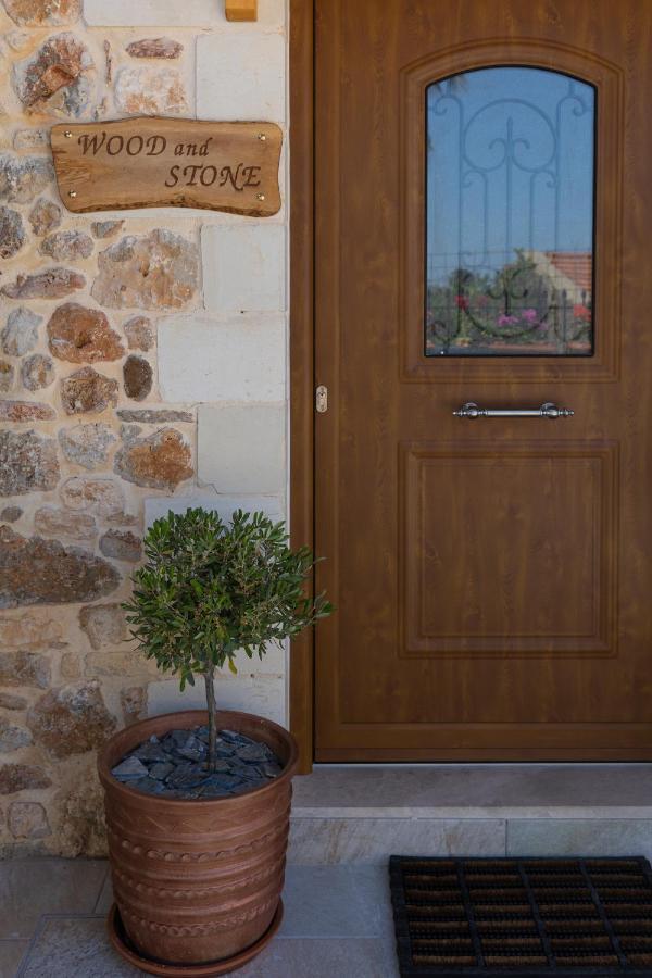 Wood And Stone Apartment Tsikalaria  Екстериор снимка